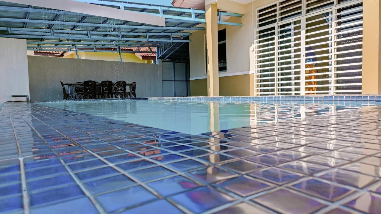 Maisarah Homestay チャンルーン エクステリア 写真